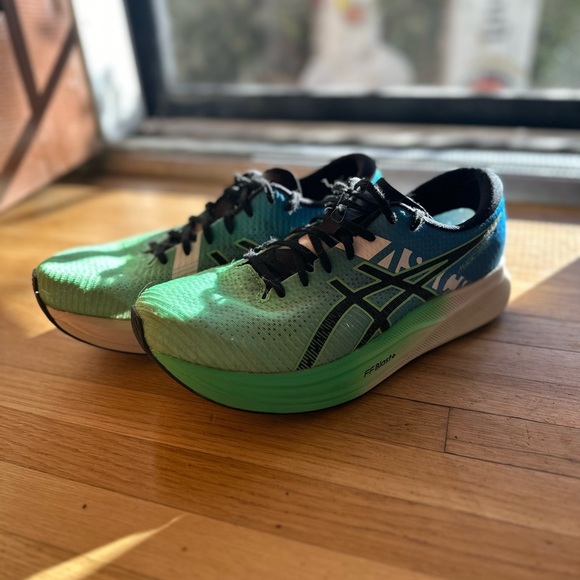 COPY - ASICS Magic Speed, men’s size 9 - Picture 3 of 5